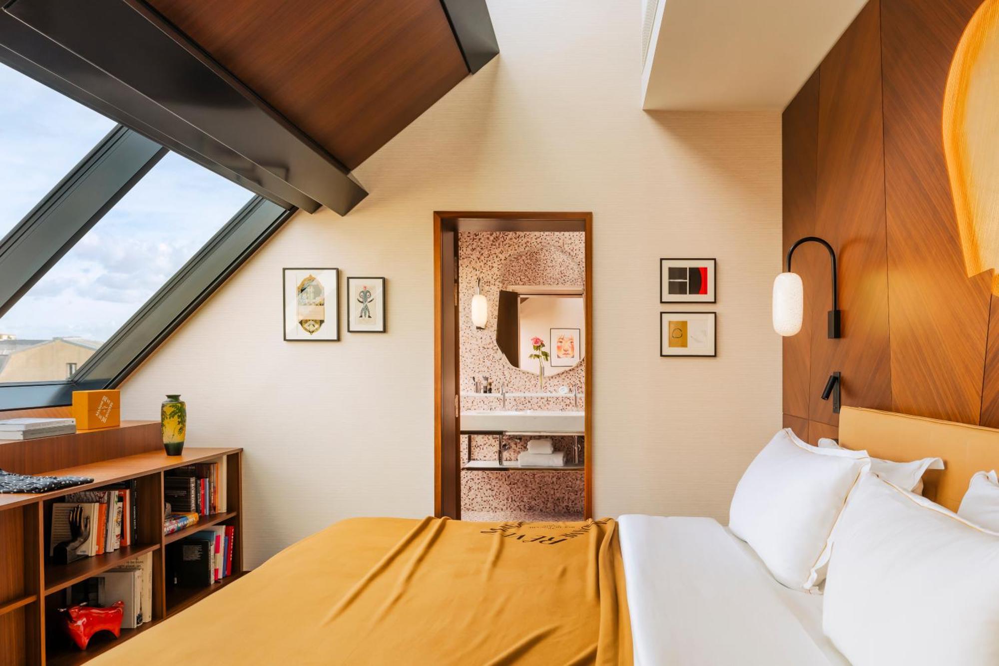 Madame Reve Hotel